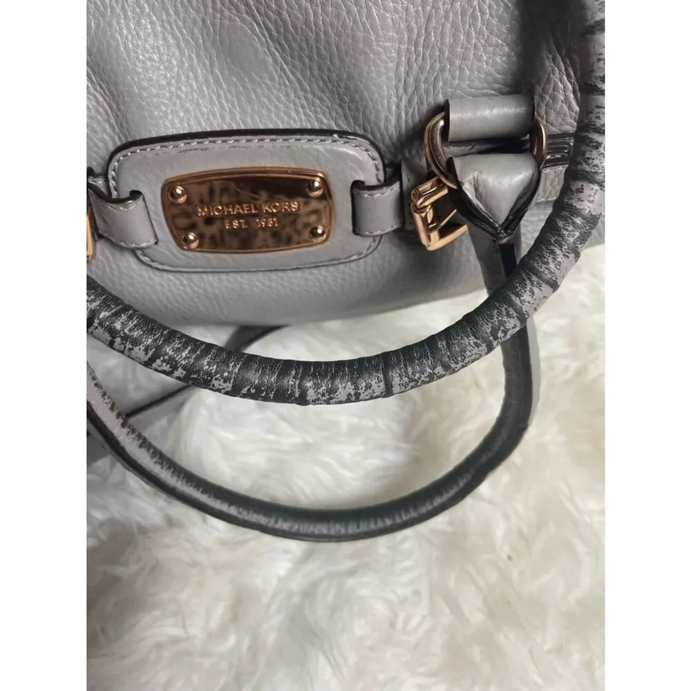Michael Kors Gray Leather Satchel Bag/Shoulder bag Rose gold hardwares.